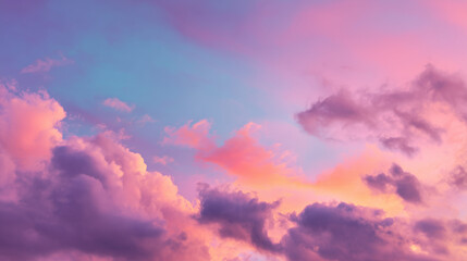 Obraz premium Sky landscape with a stunning pink and purple gradient. A dreamy and colorful atmosphere perfect for backgrounds, nature themes, or abstract visual concepts.