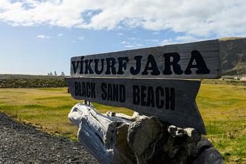 Sign pointing towards Vikurfjara black sand beach in Iceland