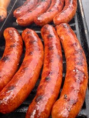 Fototapeta premium Wurst auf dem Grill