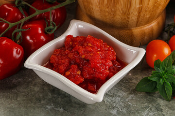 Fresh tomato puree pasta sauce