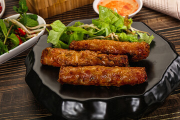 Fried Vietnamese spring roll with special sauce