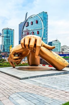 Statue of Gangnam Style, an iconic K-pop landmark in Seoul, South Korean.