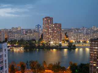Fototapeta premium view on city and lake