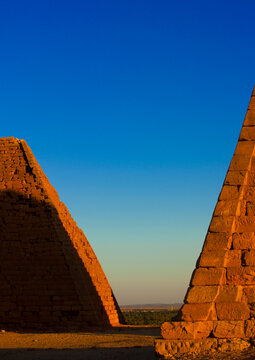 Sudan, Northern Province, Karima, the pyramids at jebel barkal, used by napatan kings