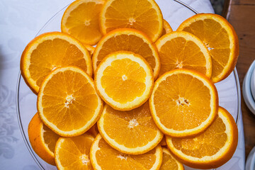 Fatias de laranja.