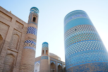 Kalta-minor Minaret and Walled Fortress known as Itchan Kala in Khiva, Uzbekistan - ウズベキスタン ヒヴァ イチャン カラ カルタ ミナール ミナレット 