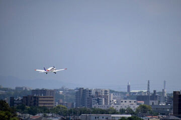 離陸する飛行機