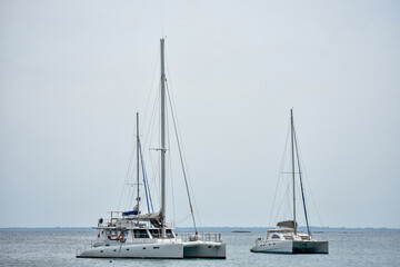 Fototapeta premium Yachts on the Trincomalee Town Beach, Sri Lanka.
