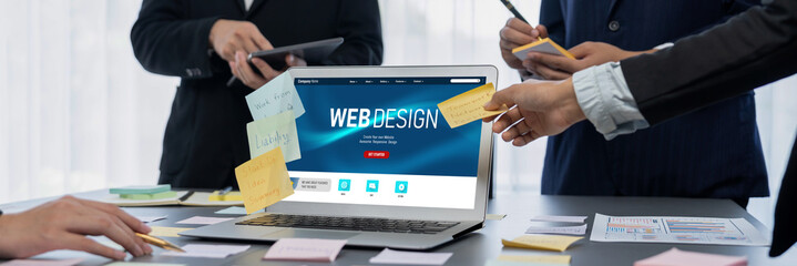 Website design software provide brisk template for online retail business and e-commerce