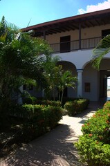 Sometimes modern and thriving, sometimes rural and colonial, houses made from the same land still...