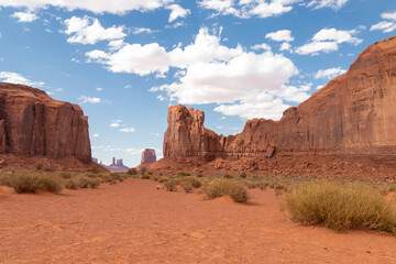 Fototapeta premium Panoramic view of Monument Valley, Arizona