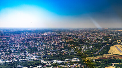 Obraz premium Toulouse in france and Garonne river from aerial view