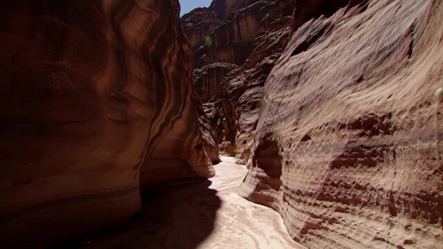 Narrow canyon passage
