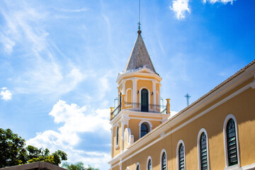 Detalhe Igreja Matriz de Santana de Parnaíba, também conhecida como Igreja Matriz Santa Ana e Paróquia de Sant'Ana. Considerado o prédio histórico mais importante da cidade. Arquitetura.	
