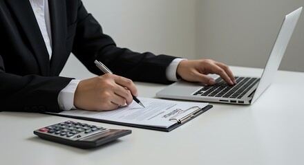 Driving Growth A Businessman’s Guide to Financial Review Optimizing Performance Hands-On Financial Analysis and Note-Taking