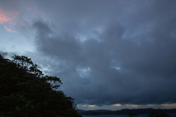 夏の奄美大島の空。積乱雲。夏雲。