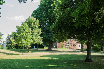 Ein Sommertag im Burggarten in Rothenburg ob der Tauber