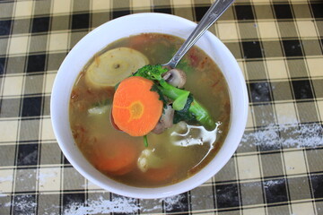 vegetable soup with vegetables