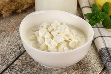 Grain cottage cheese with sour