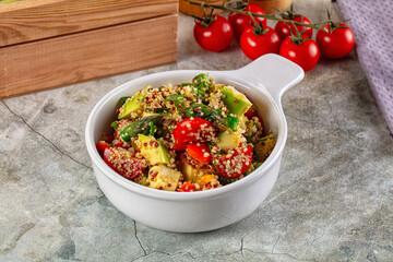 Salad with quinoa asparagus avocado