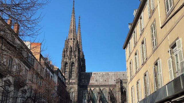 Basilica of Notre-Dame du Port &ndash; Romanesque Masterpiece in Clermont-Ferrand, France