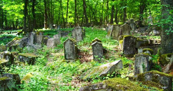 Karaite cemetery in Chufut-Kale in Crimea.
It is believed that the first burials at the cemetery were made in the middle of the 13th century.
