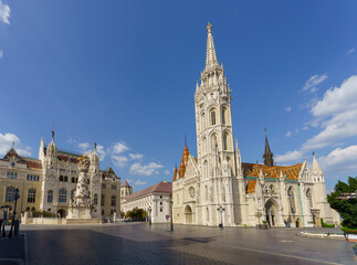 Fototapeta premium Matthias Church and Surroundings in Budapest