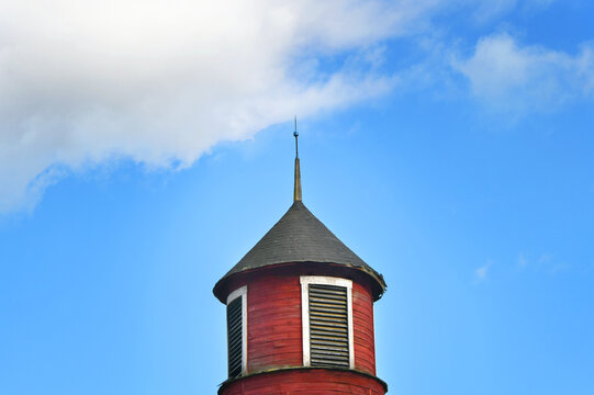 Barn Has Round Cupola With Vents