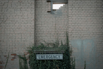 Dans l'antre d'un hôpital abandonné
