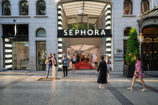 Sephora flagship store on the Champs-&Eacute;lys&eacute;es in Paris