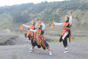Kaliwungu Mask Dance performance at the Exotica Bromo event