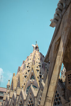 Hermosa fotograf&iacute;a de la Sagrada Familia en Barcelona, Espa&ntilde;a.