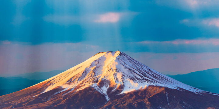 volcano in the sky mount fuji in japan mount fuji in the morning