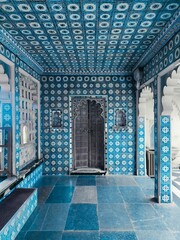 Stunning Blue Patterned Interior: Architectural Design Inspiration