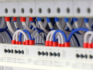 Connecting the electrical module using copper electrical insulated wires. 