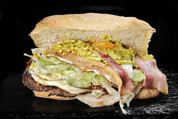 panino ripieno food pistacchio patate funghi pancetta parmiggiana di melenzane