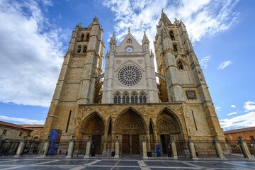 Western facade of Leon Cathedral with rose window and twin towers