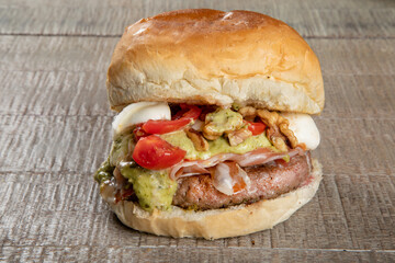 panini hamburger, ripieno, polpette, melanzane, pomodoro, insalata uova, zucchine, prosciutto, cotoletta 