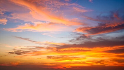 Fototapeta premium Vibrant sunset cloudscape