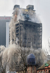 Sprengung des AfE-Turm am Campus Bockenheim der Johann-Wolfgang-Goethe-Universität in Frankfurt am...