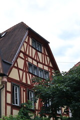 Historisches Fachwerkhaus im Zentrum der Stadt Weinheim in Baden-Württemberg	