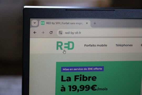 red by sfr