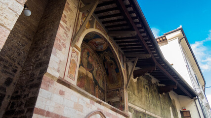 old house in assisi in umbria