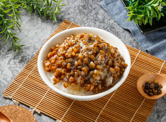 Sweet Mung Bean Milk Ice Dessert, Shaved Ice in Bowl side view of hong kong food