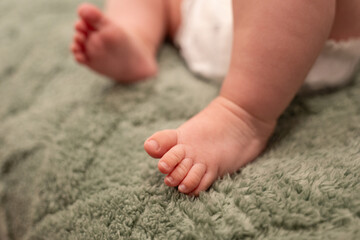 baby feet 