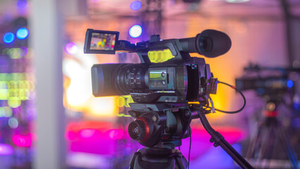 TV camera on the show broadcasts online. Backstage