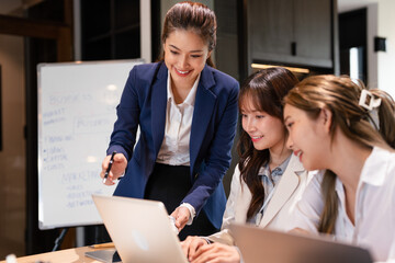 Company executive coaching young personal secretary assistant, team leader or senior manager...