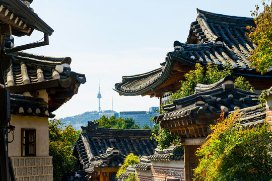 Bukchon Hanok Village, Seoul - Korea
