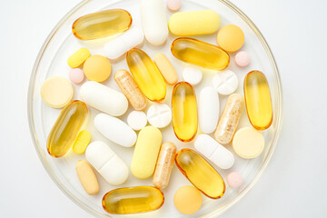 vitamin supplements capsules pill, softgel, fish oil, omega 3, vitamin E