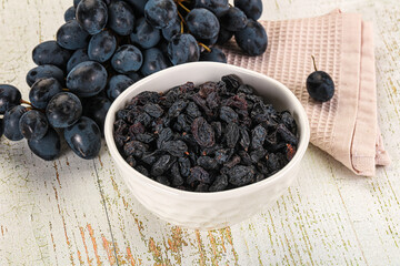 Dry ripe sweet blue raisin